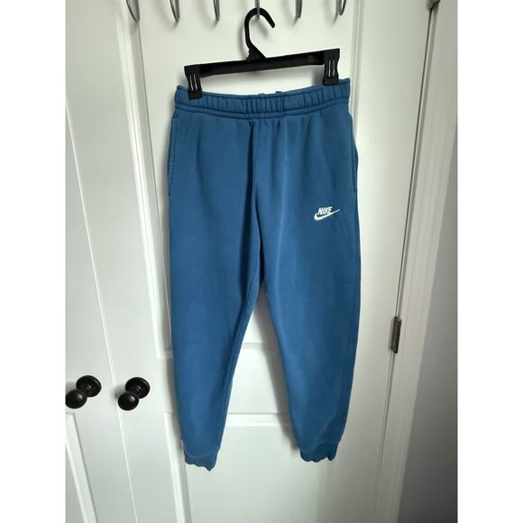 Nike Sportswear Club Fleece Jogger Men XS Blue Tapered Sweatpants Workout Gym0 - Picture 1 of 8